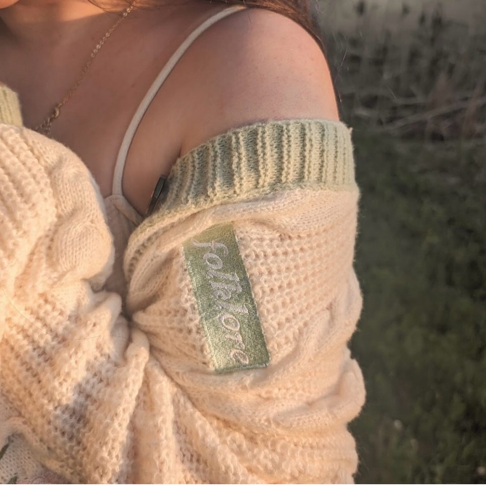 TAYLOR SWIFT "folklore" cardigan & corset
